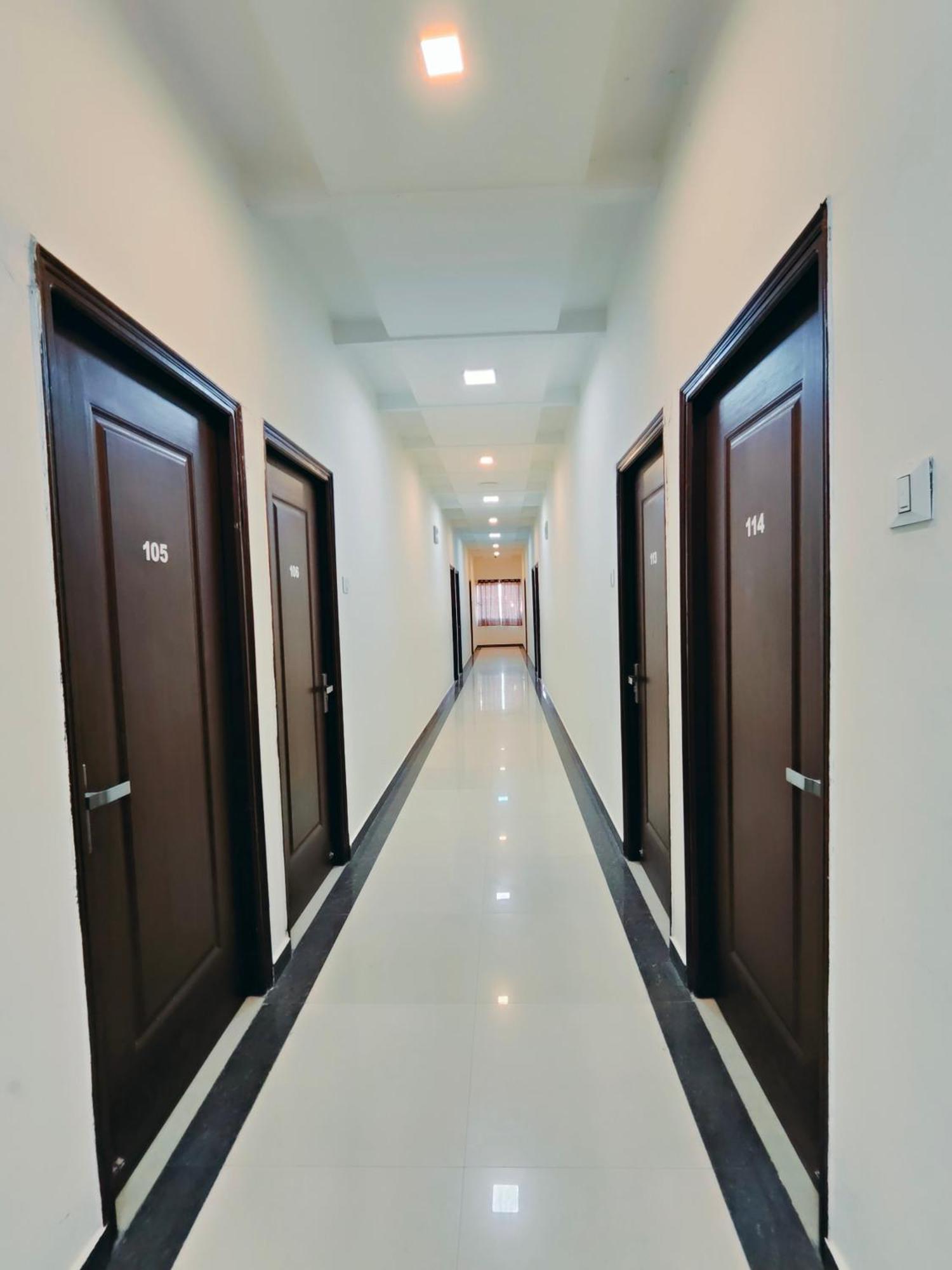 Hotel Heritage Palace Bhuj Exterior photo