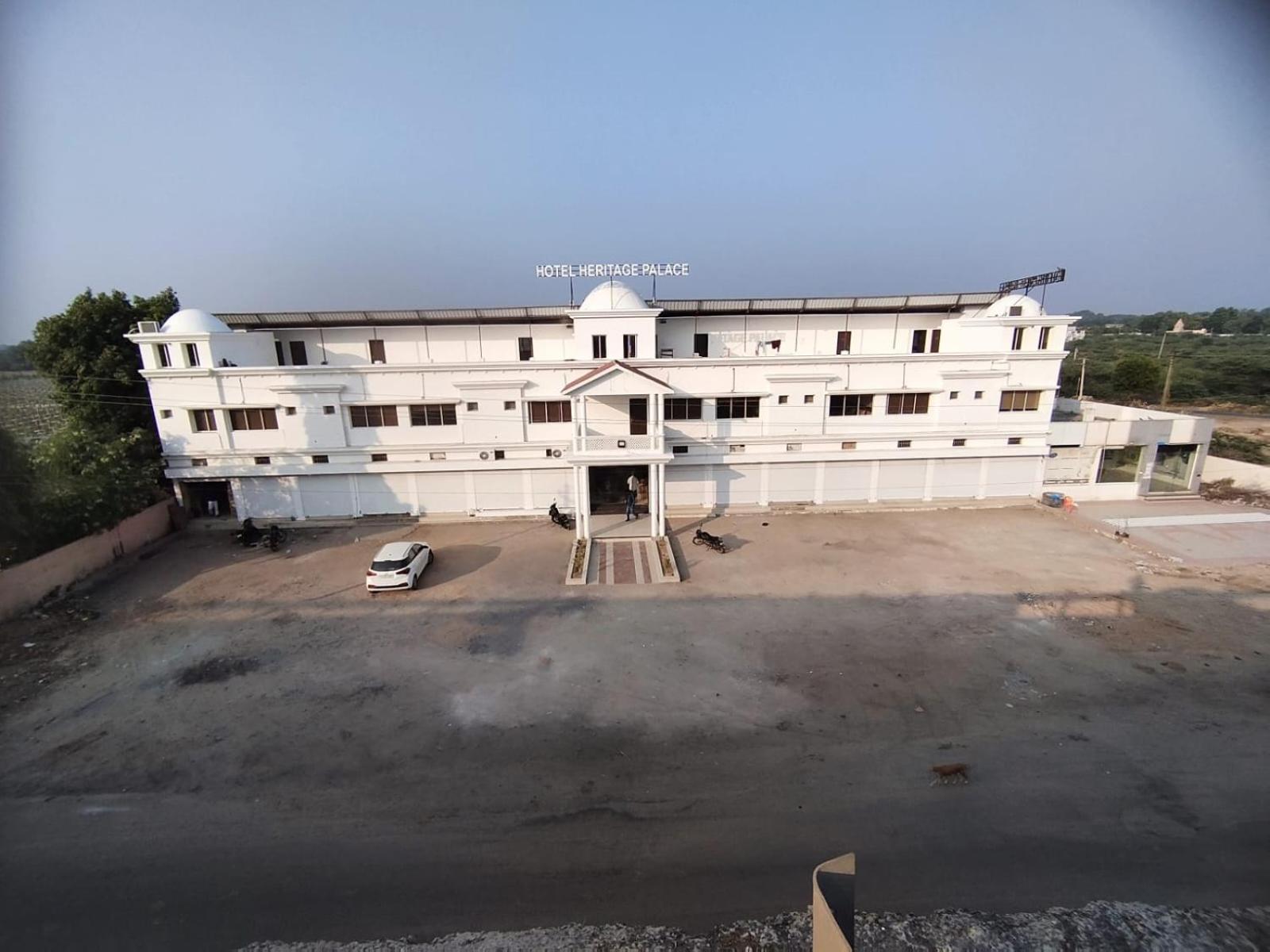 Hotel Heritage Palace Bhuj Exterior photo