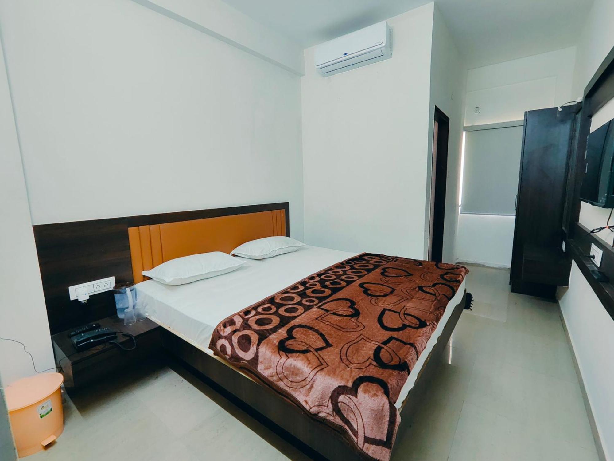 Hotel Heritage Palace Bhuj Exterior photo