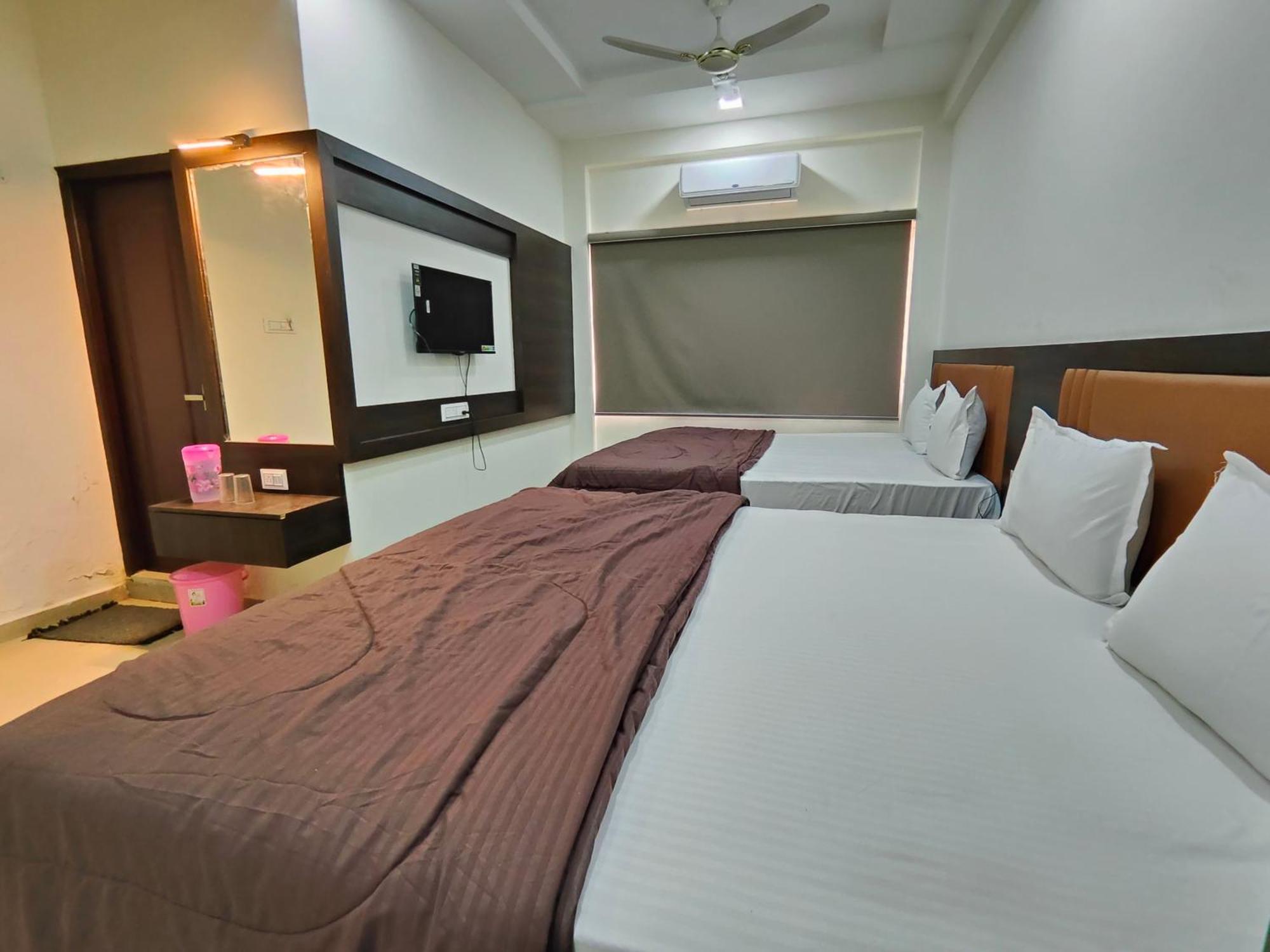 Hotel Heritage Palace Bhuj Exterior photo