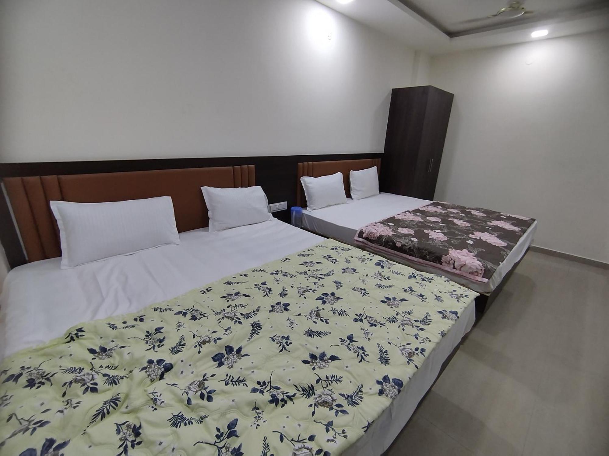 Hotel Heritage Palace Bhuj Exterior photo